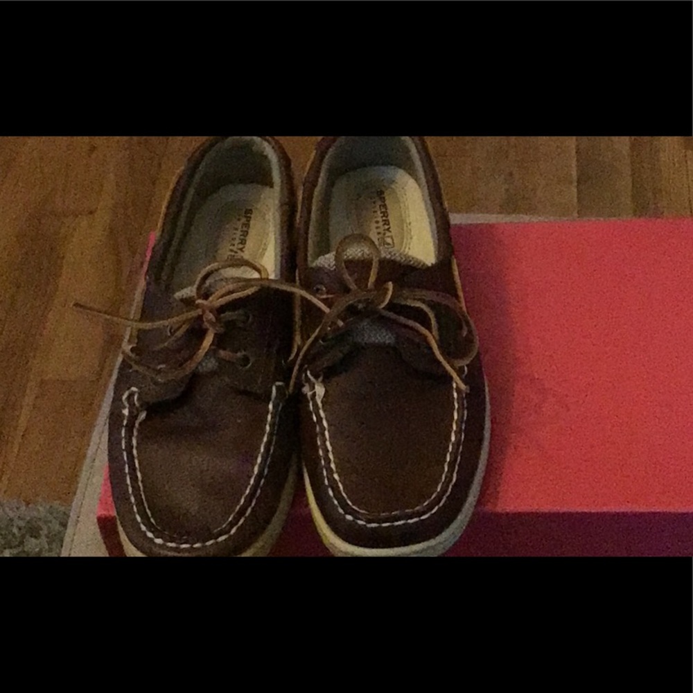 Sperry Women’s Brown Leather Boat Shoes
